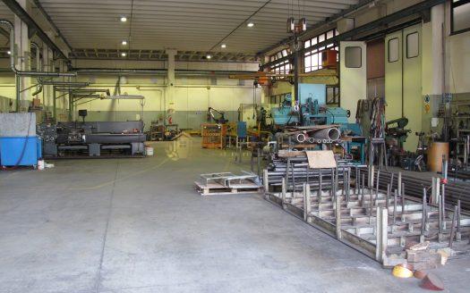 Faetano: Capannone produttivo in vendita