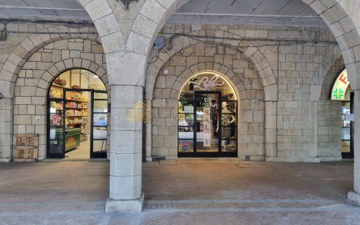 Borgo Maggiore : Locale Commerciale in Affitto