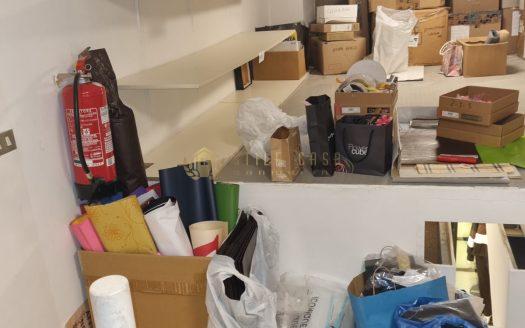Borgo Maggiore : Locale Commerciale in Affitto