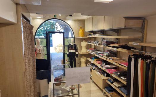 Borgo Maggiore : Locale Commerciale in Affitto