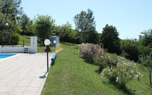Santarcangelo di Romagna : Villa con parco e piscina