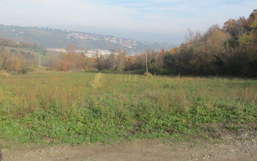 Serravalle : Terreno agricolo in vendita