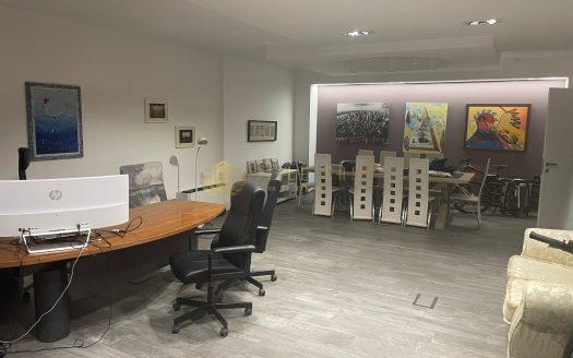 Rovereta : Eleganti Uffici Moderni