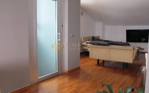 Città : Casa a Schiera di Prestigio