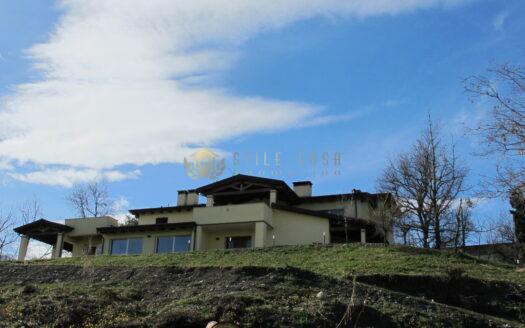 Chiesanuova : Villa con Stupendo Panorama “Trattativa Riservata”