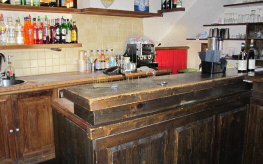 Borgo : Pub-Ristorantino “Trattativa Riservata”