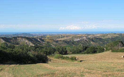 Monte Pulito : Meraviglioso Terreno Edificabile Tratt. Riservata