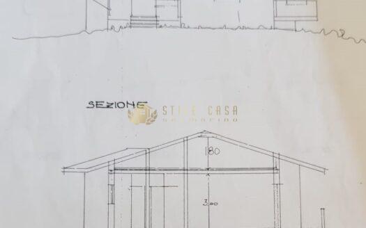 Dogana Italia : Villa allo Stato Grezzo con Ampio Parco