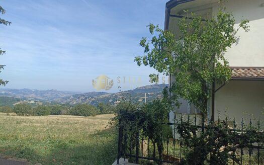 Valle sant’anastasio Italia : Villa con Piscina e Panorama
