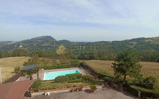 Valle sant’anastasio Italia : Villa con Piscina e Panorama