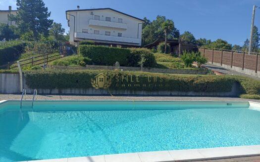 Valle sant’anastasio Italia : Villa con Piscina e Panorama