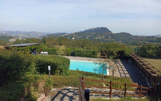 Valle sant’anastasio Italia : Villa con Piscina e Panorama