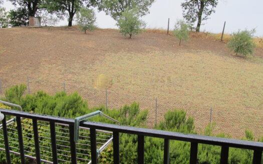 Fiorentino : Ampio Appartamento Panoramico