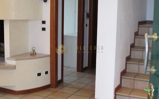 Falciano : Villa a Schiera Panoramica