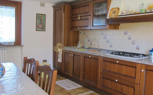 Montelicciano: Villa Unifamiliare con Parco