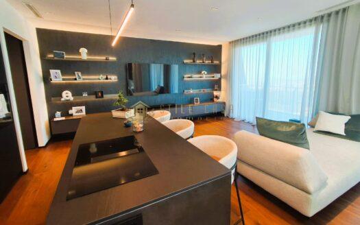 Borgo Maggiore : Attico di Design con Panorama