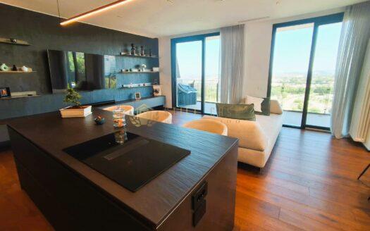 Borgo Maggiore : Attico di Design con Panorama