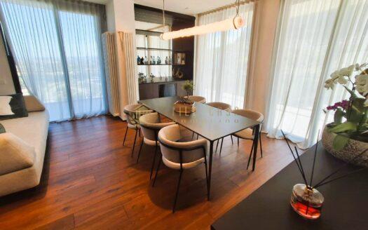 Borgo Maggiore : Attico di Design con Panorama